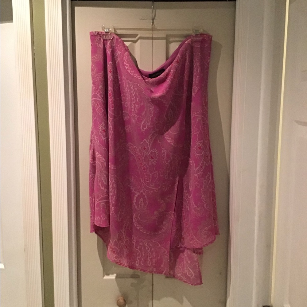 PLUS SIZE WOMEN’S SKIRT SZ 22